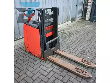 Magasemelésű béka 2020  Linde D10 Elektrische stapelaar (10)