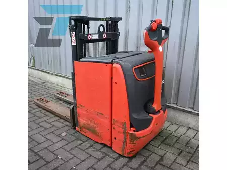 Magasemelésű béka 2020  Linde D10 Elektrische stapelaar (3)