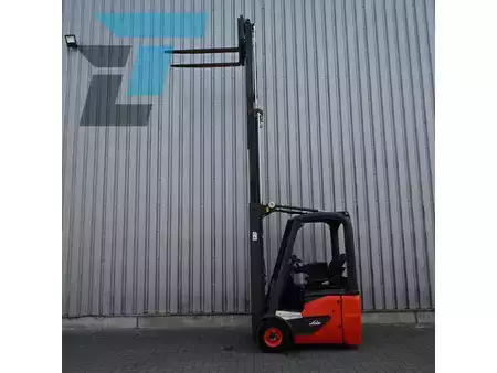 Chariots électriques à 3 roues 2018  Linde E12-02 Linde E12-02 Elektrische heftruck (5)