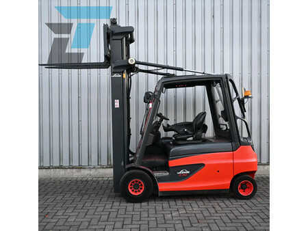 Eléctrico - 4 rodas 2018  Linde E30L-01 Elektrische Heftruck (4)