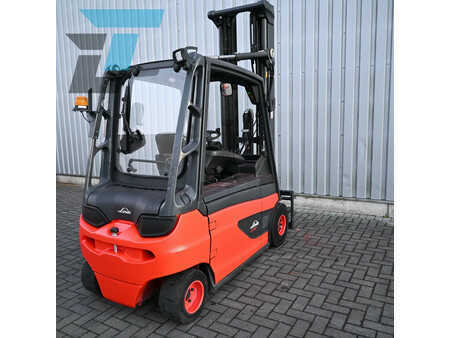 Eléctrico - 4 rodas 2018  Linde E30L-01 Elektrische Heftruck (9)