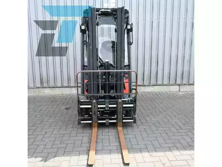 Elektro 4 Rad 2018  Linde E16PH-02 Elektrishe heftruck (10)