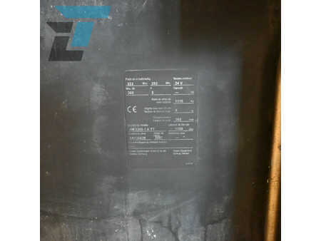 Stacker pedestre 2007  Crown Elektrische stapelaar Triplex (13)