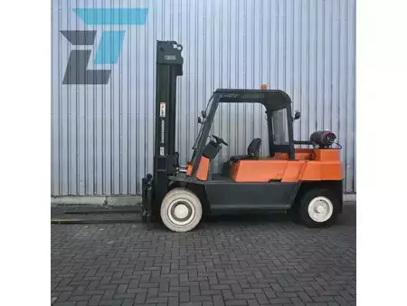 LPG Forklifts 1997  Jungheinrich TFG 80 2.400-462ZT (1)