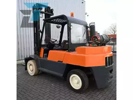 LPG Forklifts 1997  Jungheinrich TFG 80 2.400-462ZT (6)