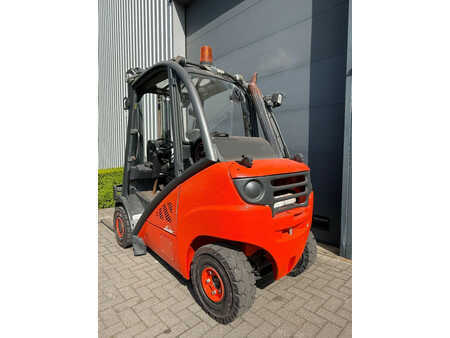 Carretilla elevadora GLP 2012  Linde H25T LPG Heftruck (3)