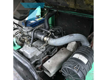 Nestekaasutrukki 1999  Mitsubishi FG25 LPG Heftruck (15)