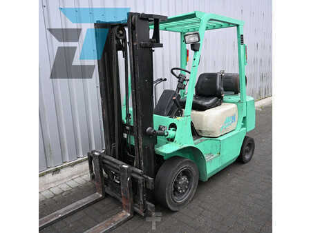 Nestekaasutrukki 1999  Mitsubishi FG25 LPG Heftruck (2)