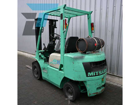 Nestekaasutrukki 1999  Mitsubishi FG25 LPG Heftruck (3)