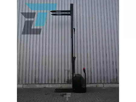 Magasemelésű béka 2021  Linde L12 I Elektrische stapelaar (5)