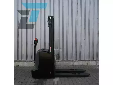 Magasemelésű béka 2021  Linde L12 I Elektrische stapelaar (7)
