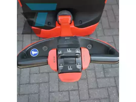 Wózek wysokiego podnoszenia 2016  Linde L14 Elektrische stapelaar (11)