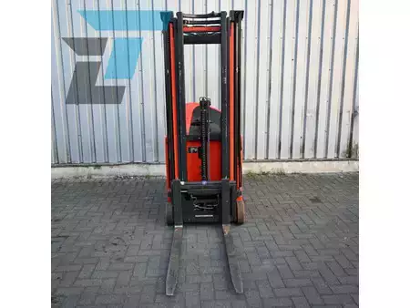 Smalle gangen trucks 2003  Linde E10 TX 5253 Elektrische smalle gang heftruck (10)