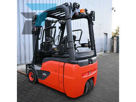 Elektro čtyřkolový VZV 2018  Linde E16-02 Elektrische heftruck (8)