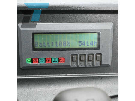 Retraky 2000  Jungheinrich ETV 110 Elektrische reachtruck (13)