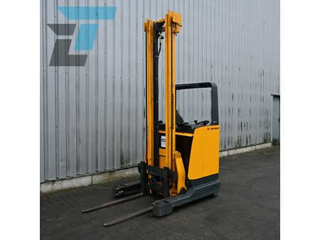 Schubmaststapler 2000 Jungheinrich ETV 110 Elektrische reachtruck (2)