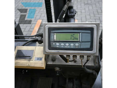 Chariots élévateurs diesel 2006  Doosan D25S-3 Diesel heftruck (15)