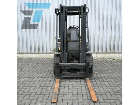 Chariots élévateurs diesel 2006  Doosan D25S-3 Diesel heftruck (9)