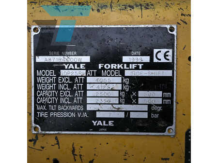 Dízel targoncák 1999  Yale GDP25RH Diesel heftruck (14)
