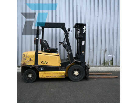 Dízel targoncák 1999  Yale GDP25RH Diesel heftruck (6)