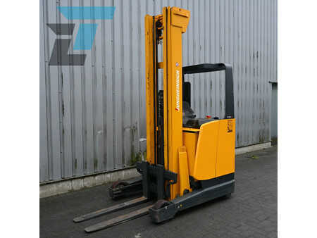 Schubmaststapler 2002  Jungheinrich ETV 214 Elektrische reachtruck (2)