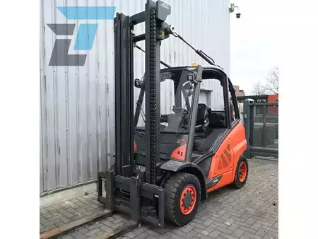 Gázüzemű targoncák 2015  Linde H40T LPG Heftruck (2)