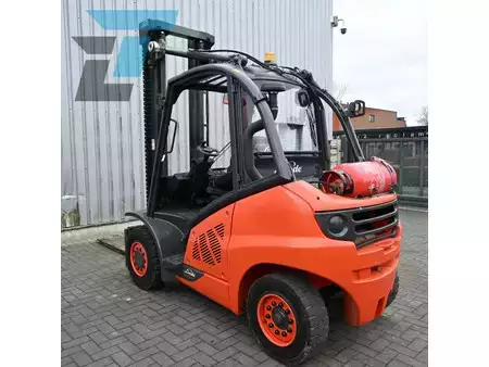 Gázüzemű targoncák 2015  Linde H40T LPG Heftruck (7)