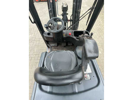 El Truck - 4-hjul 2007  Linde E20PHL-01 Elektrische Heftruck (14)