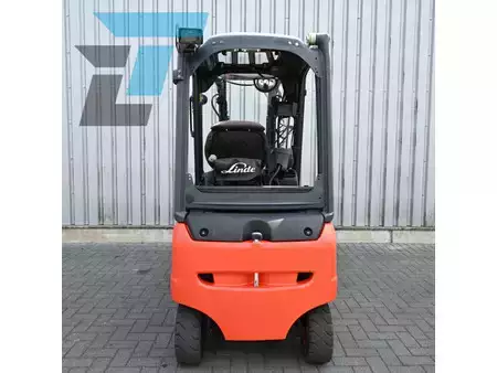 Elektromos 4 kerekű 2018  Linde E18PH-02 Linde E18PH-02 Elektrische Heftruck (8)