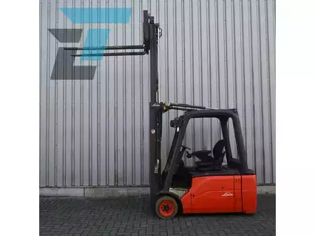 Chariots électriques à 3 roues 2011  Linde E16L-01 Elektrische heftruck (5)