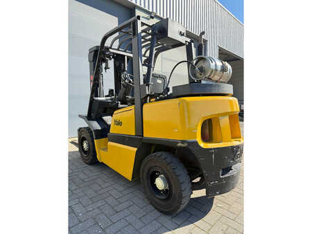 LPG Forklifts 2006  Yale GLP40 LPG Heftruck 886H! (7)