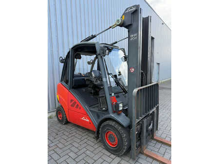 Gasoltruck 2008  Linde H30T LPG Heftruck originele draaiuren! (11)