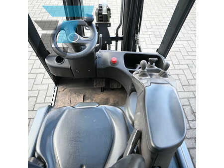 Elektro čtyřkolový VZV 2017  Linde E16P-02 Elektrische Heftruck (14)