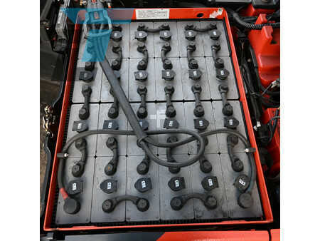 Elektro čtyřkolový VZV 2017  Linde E16P-02 Elektrische Heftruck (17)