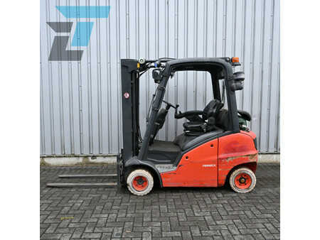 LPG VZV 2009  Linde H20T LPG Heftruck (1)