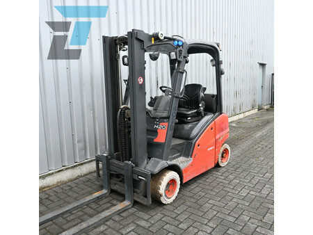 LPG VZV 2009  Linde H20T LPG Heftruck (2)