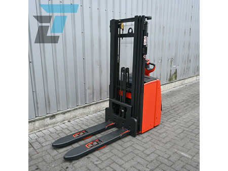 66709_780138474-2.jpg?v=1761539136