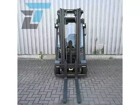 Chariots électriques à 3 roues 2017  Linde E16-02 Elektrische heftruck (10)