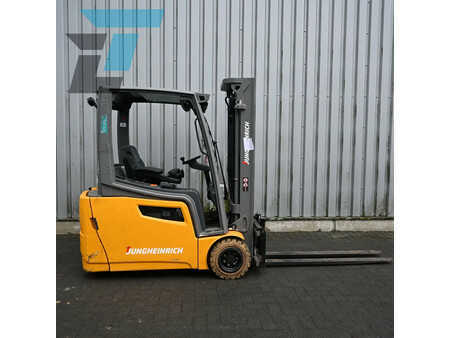 El Truck - 3-hjul 2018  Jungheinrich EFG 220 Elektrische heftruck (6)