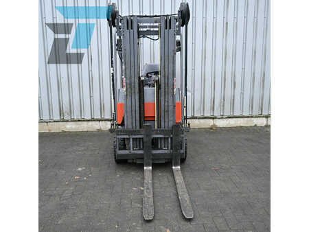 El truck - 3 hjulet 1999  BT CBE 1.5T Elektrische heftruck (10)