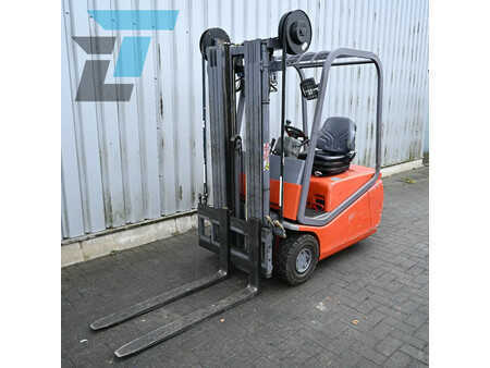 Elektro 3 Rad 1999 BT CBE 1.5T Elektrische heftruck (2)