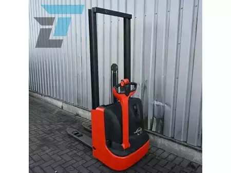 Stoccatori 2013  Linde L10 Elektrische stapelaar (3)