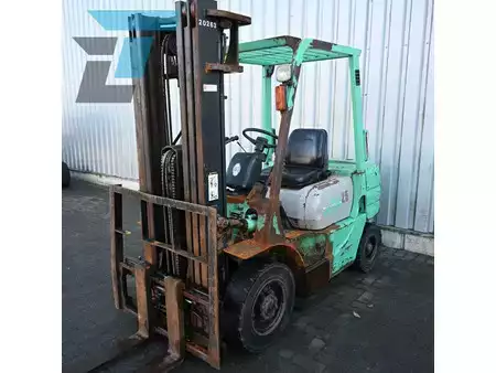 Diesel heftrucks 1998  Mitsubishi FD 25 Diesel heftruck (12)