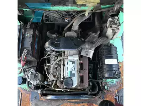 Diesel heftrucks 1998  Mitsubishi FD 25 Diesel heftruck (15)