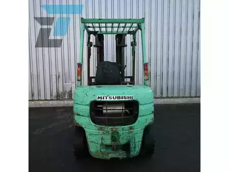 Diesel heftrucks 1998  Mitsubishi FD 25 Diesel heftruck (7)