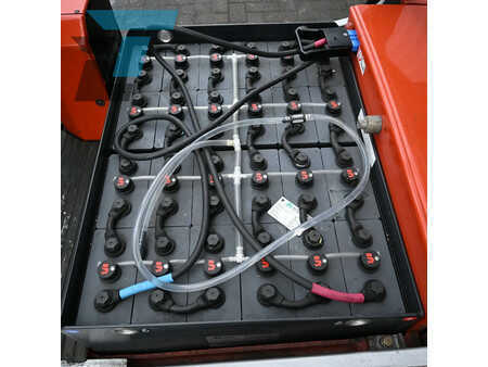 Eléctrico - 3 rodas 2006  BT C3E180 Elektrische heftruck (15)