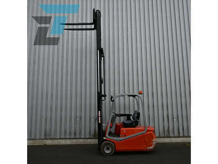Eléctrico - 3 rodas 2006  BT C3E180 Elektrische heftruck (5)