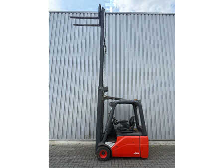 Elektro 4 Rad 2012  Linde E18-01 Elektrische Heftruck (5)