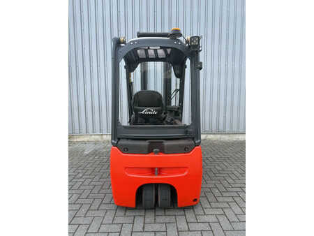 Elektro 4 Rad 2012  Linde E18-01 Elektrische Heftruck (6)