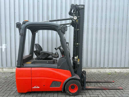 Elektro 4 Rad 2012  Linde E18-01 Elektrische Heftruck (9)
